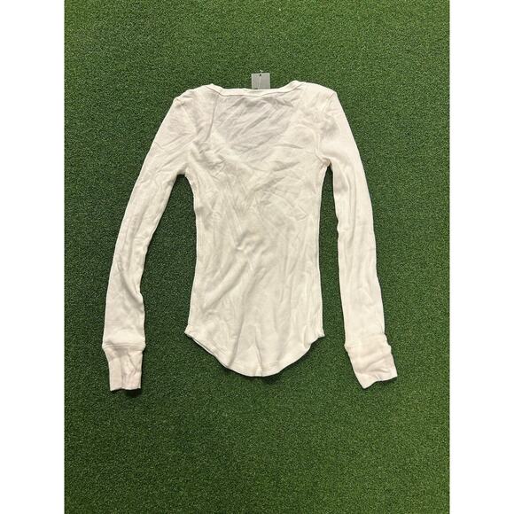 Wild Fable Henley Tee Shirt Women’s XXS Cream Long Sleeve Ribbed Cute Comfort - Picture 4 of 4